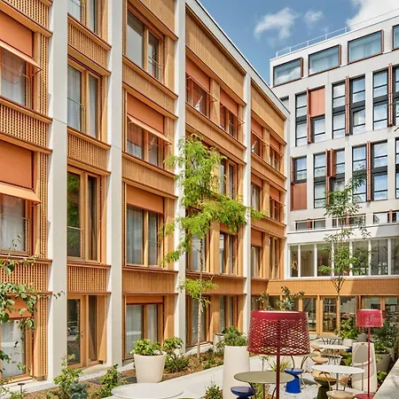 Tribe Paris 4*