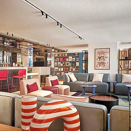 Tribe Paris 4*