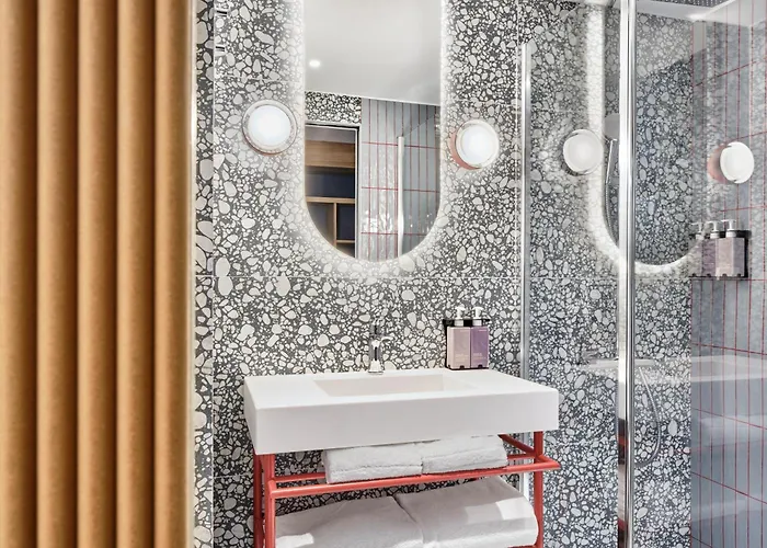 Tribe Paris Hotel 4*